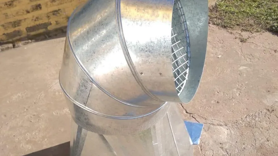 Curva articulada en chapa galvanizada